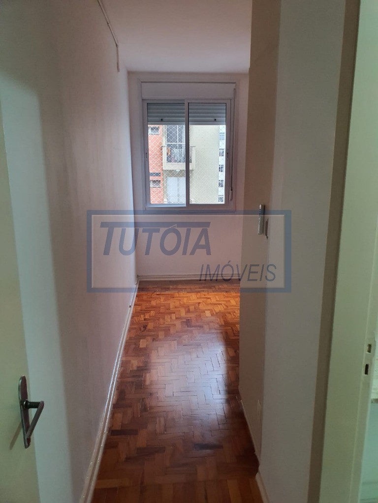 Apartamento para alugar com 3 quartos, 106m² - Foto 9