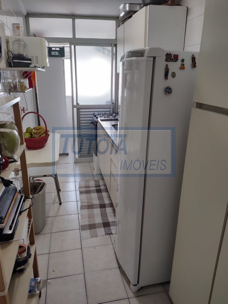 Apartamento à venda com 3 quartos, 79m² - Foto 35