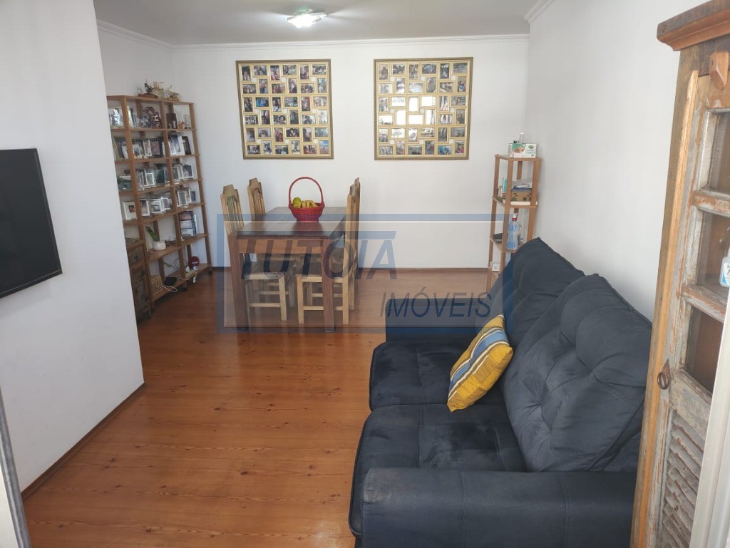 Apartamento à venda com 3 quartos, 79m² - Foto 2