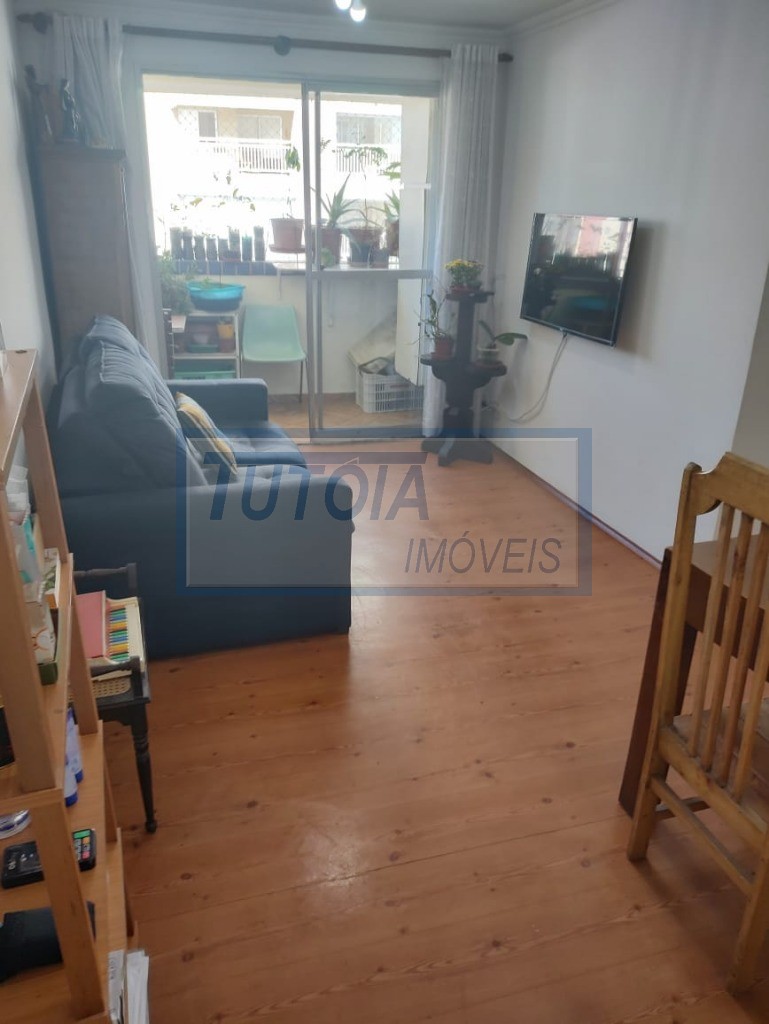 Apartamento à venda com 3 quartos, 79m² - Foto 3