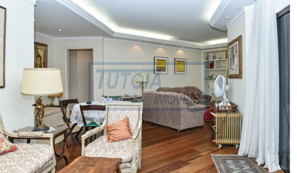 Apartamento à venda com 4 quartos, 226m² - Foto 5