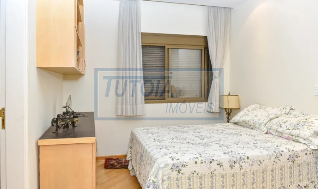 Apartamento à venda com 4 quartos, 226m² - Foto 15