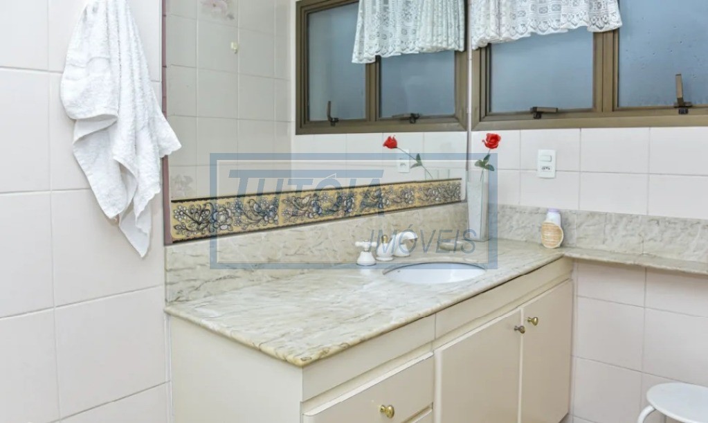 Apartamento à venda com 4 quartos, 226m² - Foto 24