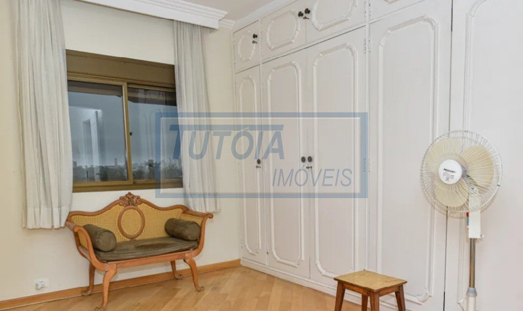 Apartamento à venda com 4 quartos, 226m² - Foto 11