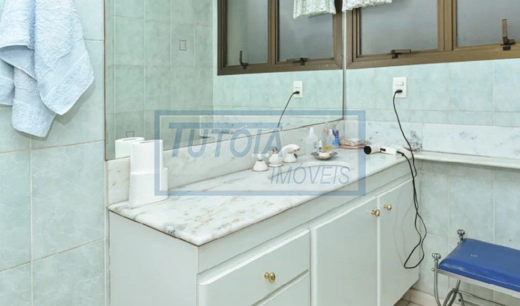 Apartamento à venda com 4 quartos, 226m² - Foto 25