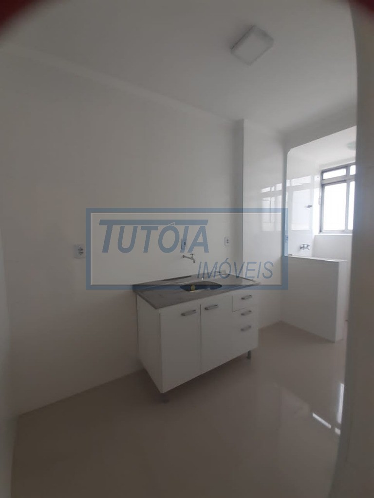 Apartamento à venda com 1 quarto, 45m² - Foto 13