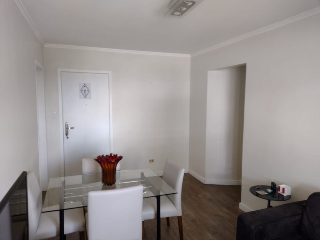 Apartamento à venda com 1 quarto, 45m² - Foto 4