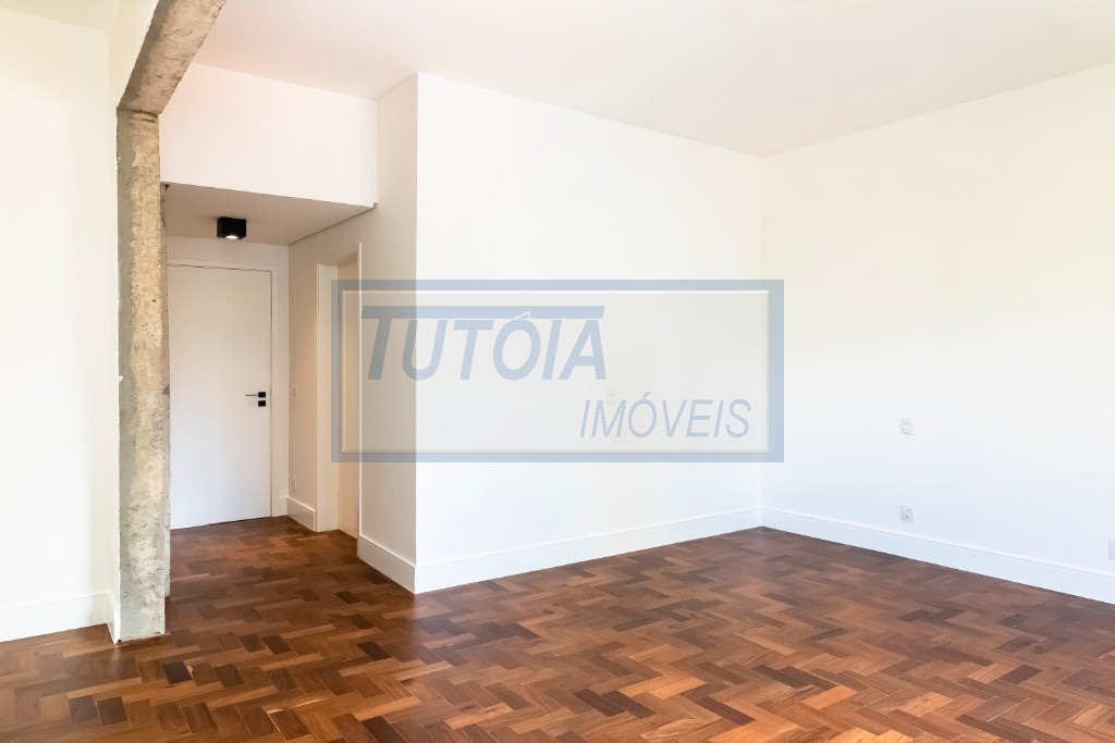 Apartamento à venda com 3 quartos, 212m² - Foto 7