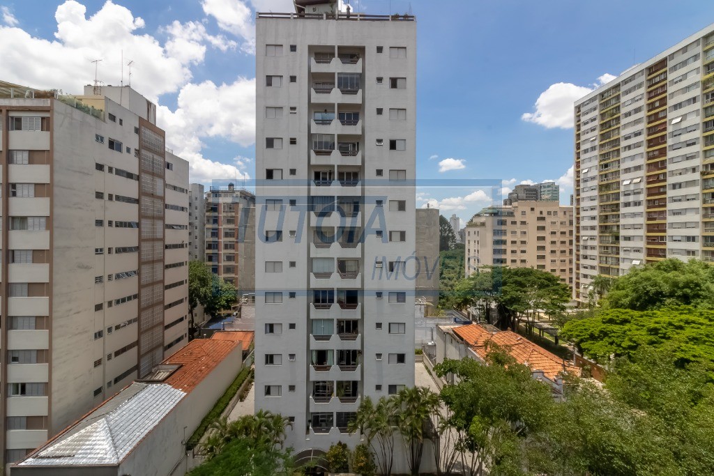 Apartamento à venda com 3 quartos, 212m² - Foto 24