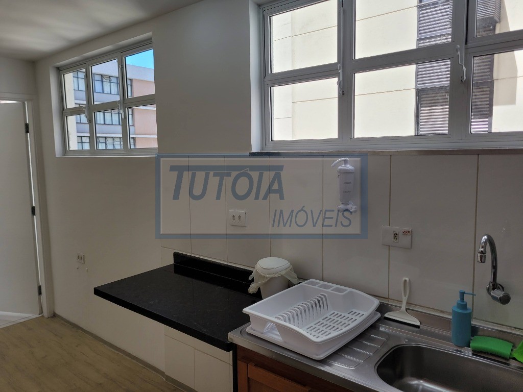 Apartamento à venda com 3 quartos, 135m² - Foto 4