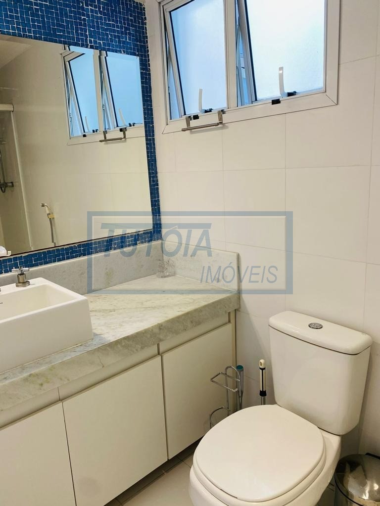 Apartamento para alugar com 3 quartos, 120m² - Foto 14