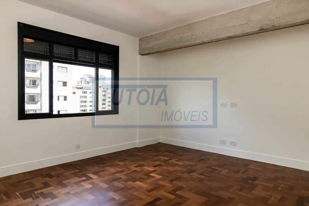 Apartamento à venda com 3 quartos, 212m² - Foto 8