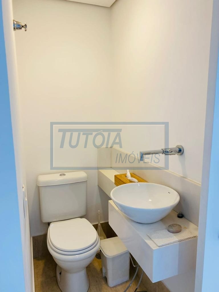 Apartamento para alugar com 3 quartos, 120m² - Foto 15