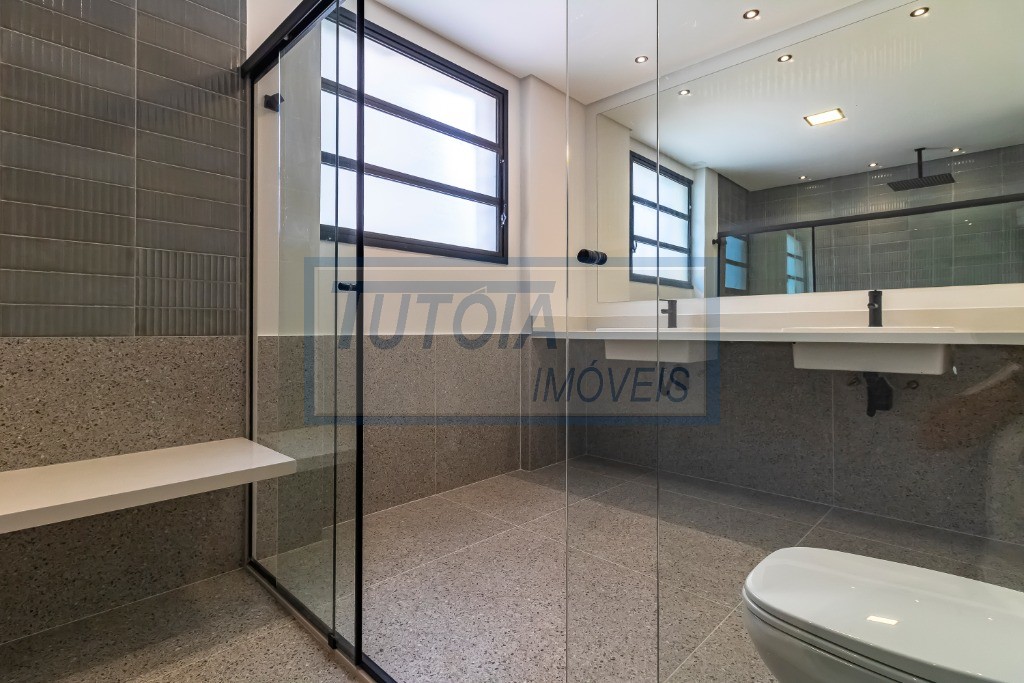 Apartamento à venda com 3 quartos, 212m² - Foto 13