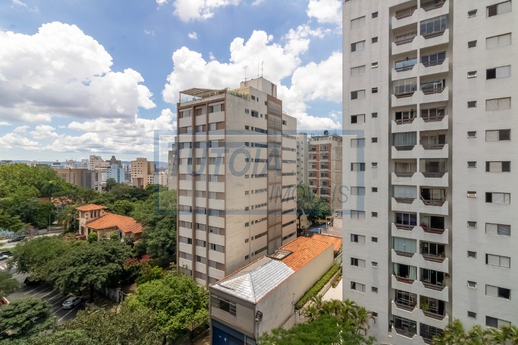 Apartamento à venda com 3 quartos, 212m² - Foto 25