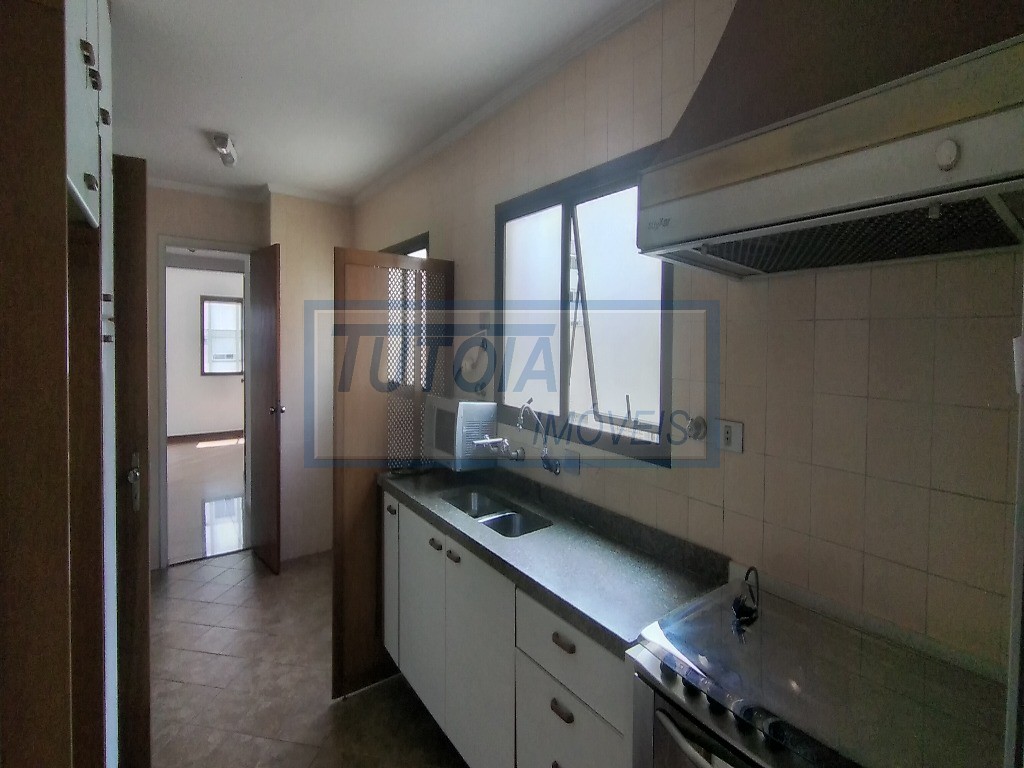 Apartamento à venda com 4 quartos, 163m² - Foto 4