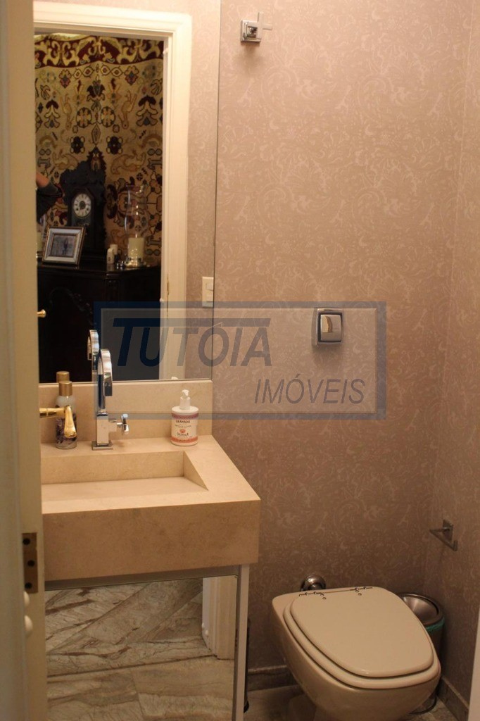 Apartamento à venda com 4 quartos, 233m² - Foto 11