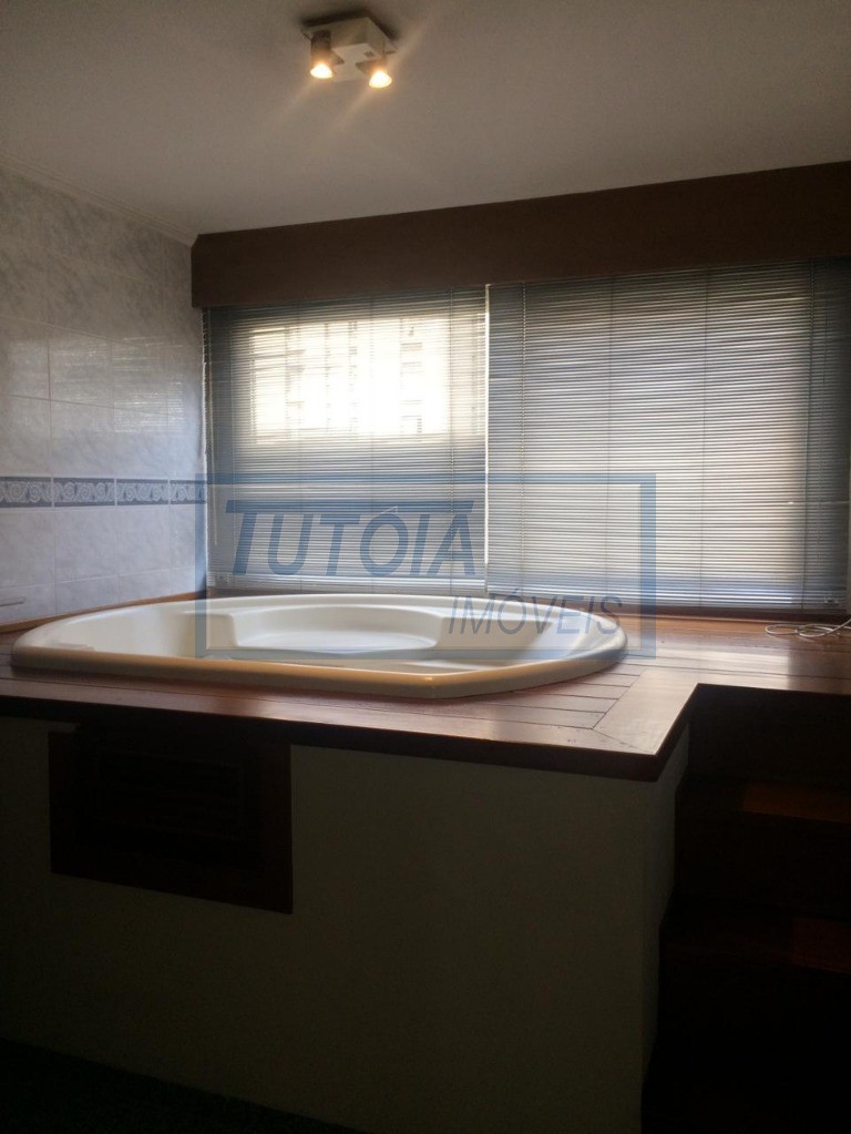 Apartamento à venda com 3 quartos, 109m² - Foto 19