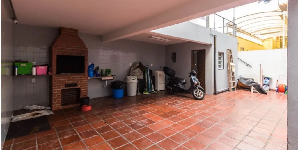 Casa à venda com 4 quartos, 230m² - Foto 20