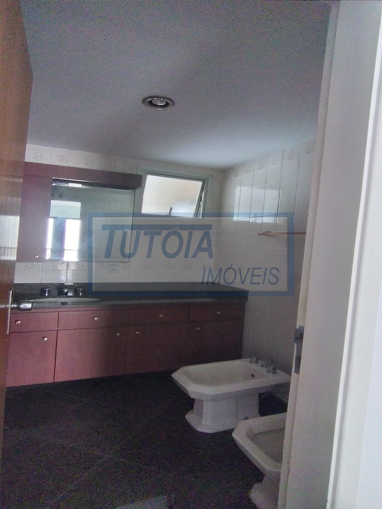 Apartamento à venda com 4 quartos, 163m² - Foto 13