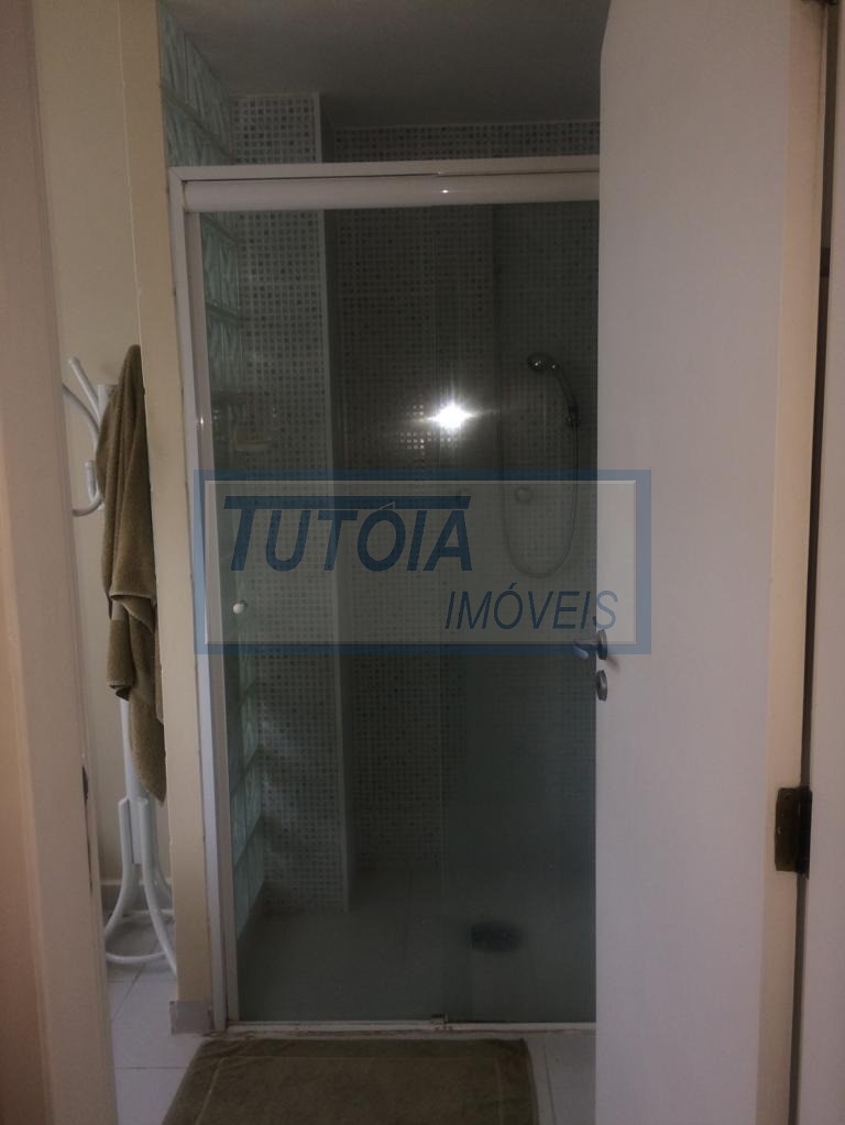 Apartamento à venda com 3 quartos, 156m² - Foto 18