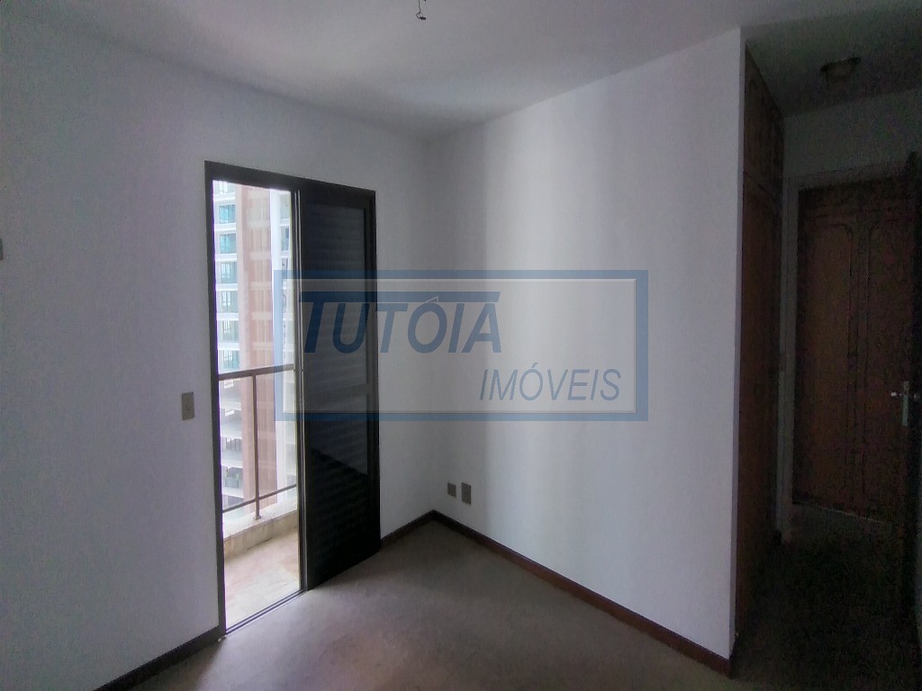 Apartamento à venda com 4 quartos, 163m² - Foto 12