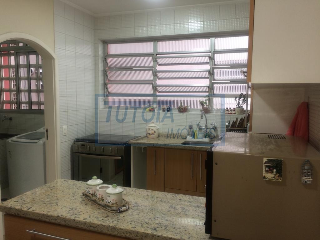 Apartamento à venda com 3 quartos, 156m² - Foto 9