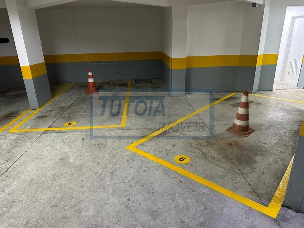 Apartamento à venda com 3 quartos, 170m² - Foto 25