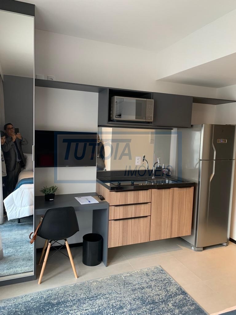 Apartamento à venda com 1 quarto, 21m² - Foto 2