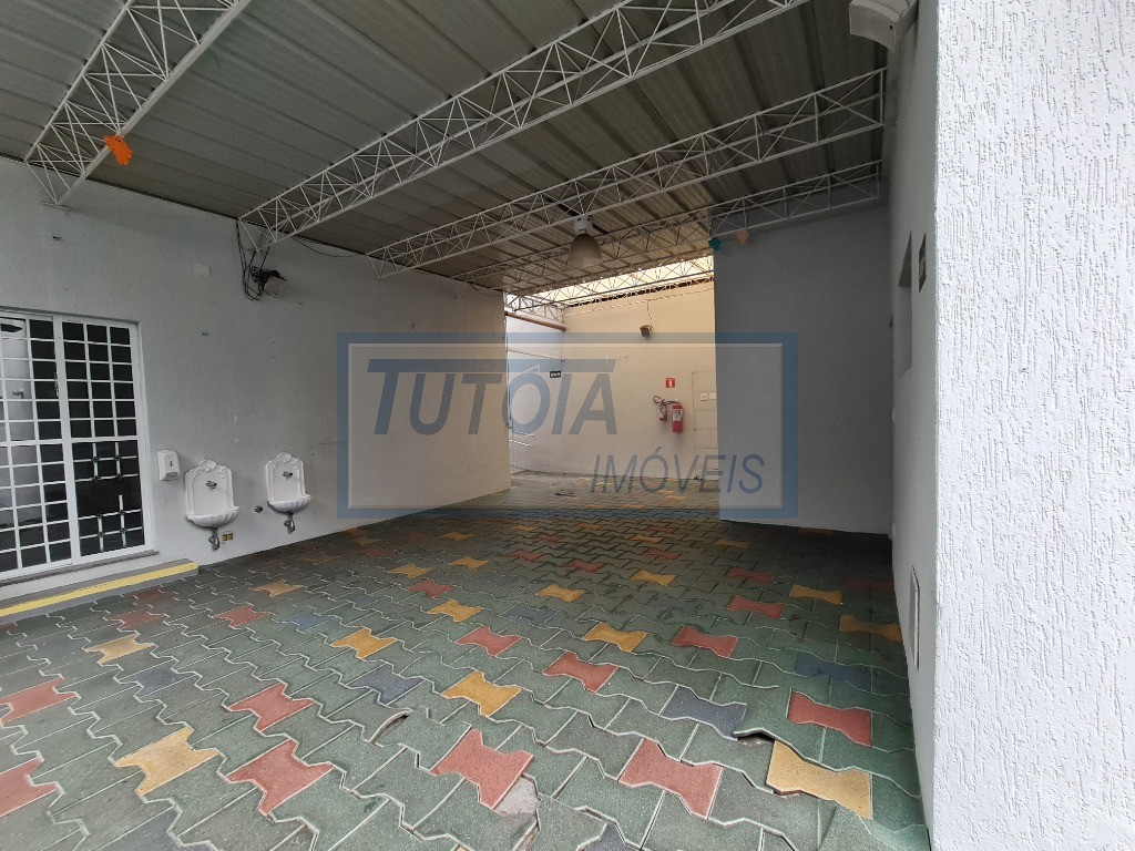 Prédio Inteiro para alugar com 2 quartos, 361m² - Foto 22