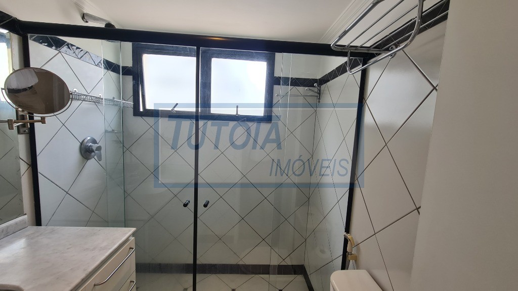 Apartamento à venda com 2 quartos, 70m² - Foto 29