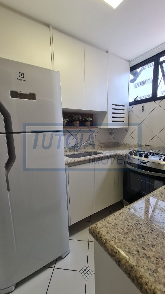 Apartamento à venda com 2 quartos, 70m² - Foto 16