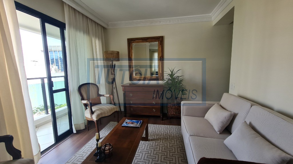 Apartamento à venda com 2 quartos, 70m² - Foto 3