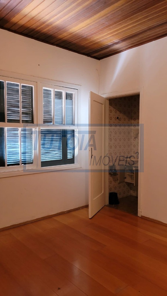 Casa à venda com 5 quartos, 150m² - Foto 12