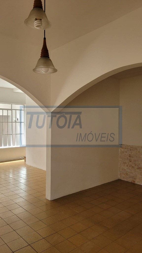 Casa à venda com 5 quartos, 150m² - Foto 11