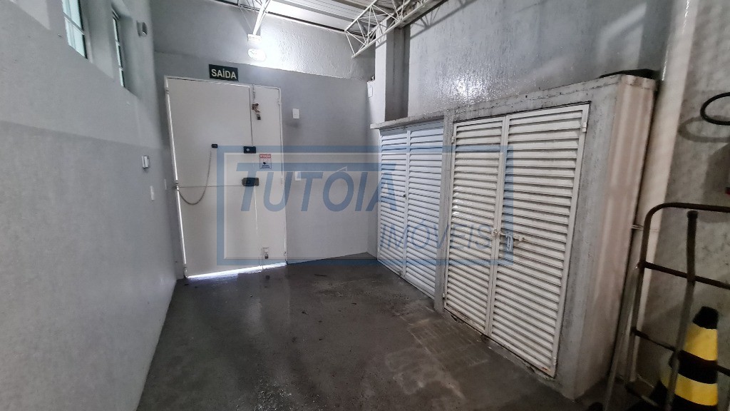 Prédio Inteiro à venda com 2 quartos, 361m² - Foto 4