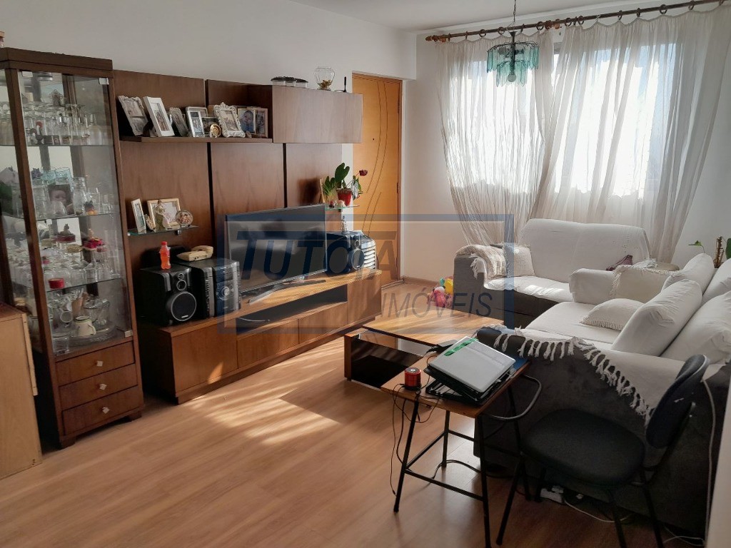 Apartamento à venda com 3 quartos, 87m² - Foto 2