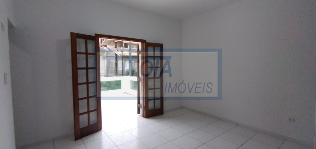 Casa à venda com 3 quartos, 202m² - Foto 22