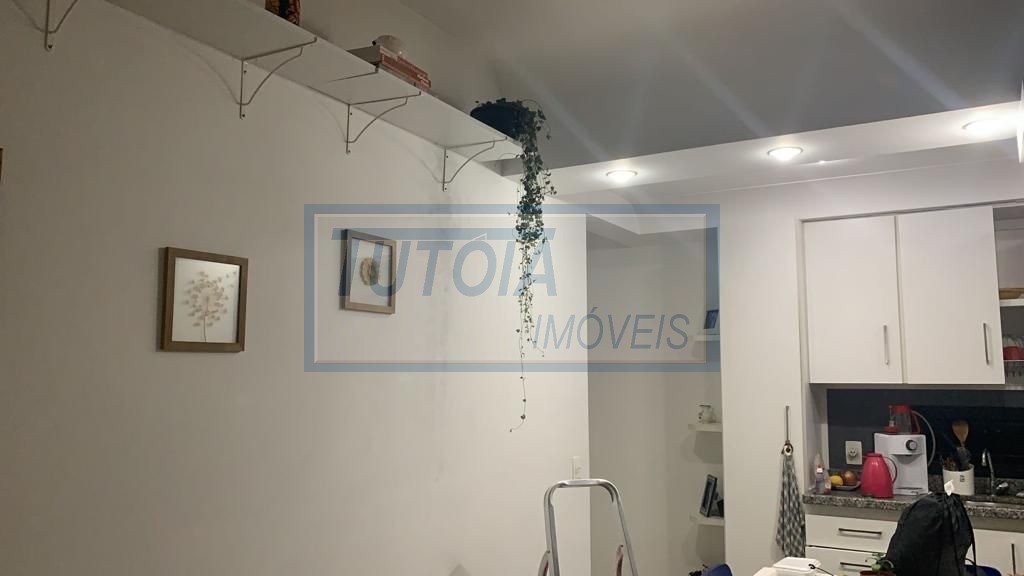 Apartamento à venda com 1 quarto, 35m² - Foto 13