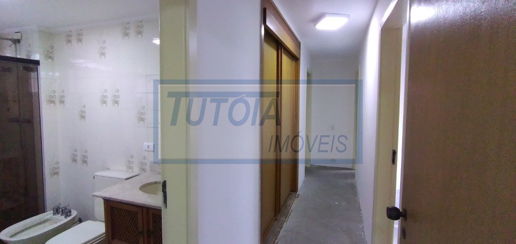 Apartamento à venda com 3 quartos, 147m² - Foto 9