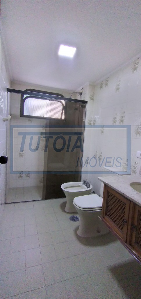 Apartamento à venda com 3 quartos, 147m² - Foto 10