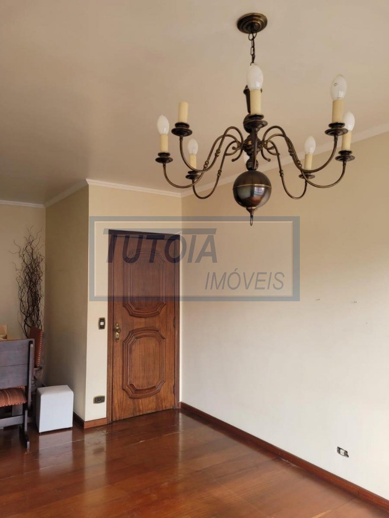 Apartamento à venda com 3 quartos, 140m² - Foto 2