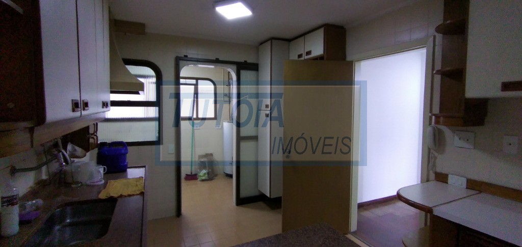 Apartamento à venda com 3 quartos, 147m² - Foto 19