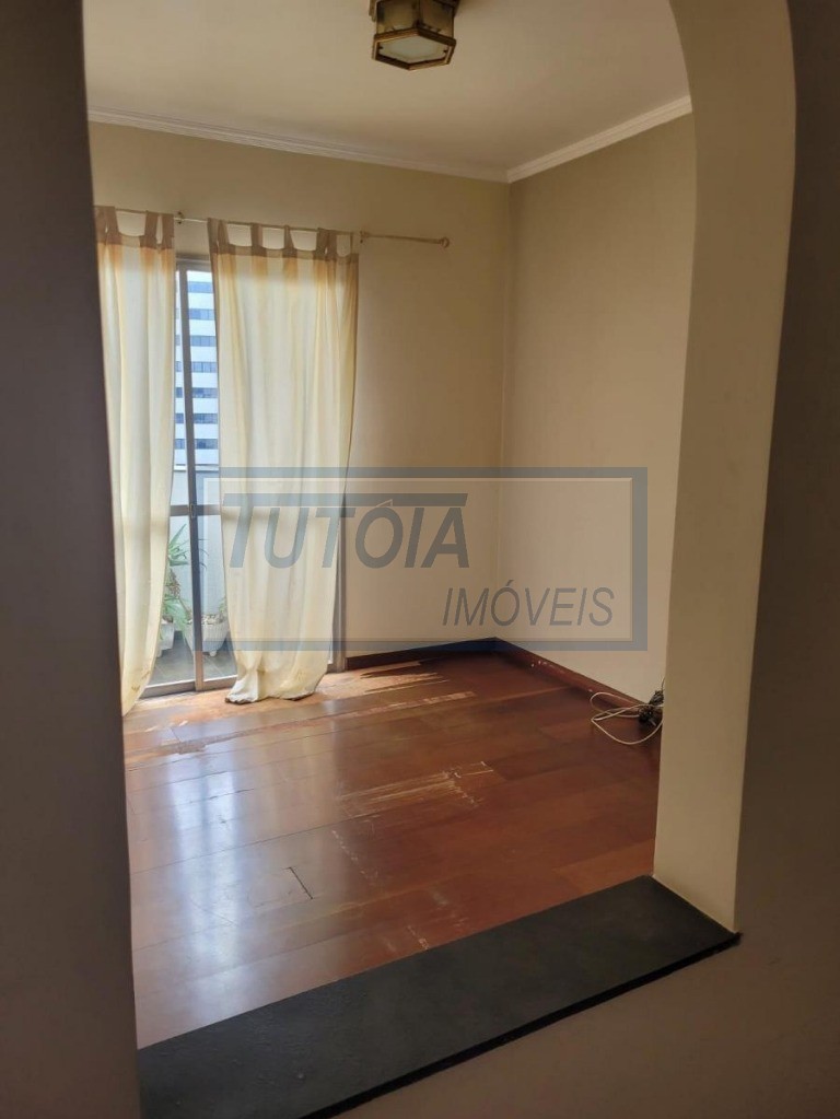 Apartamento à venda com 3 quartos, 140m² - Foto 3