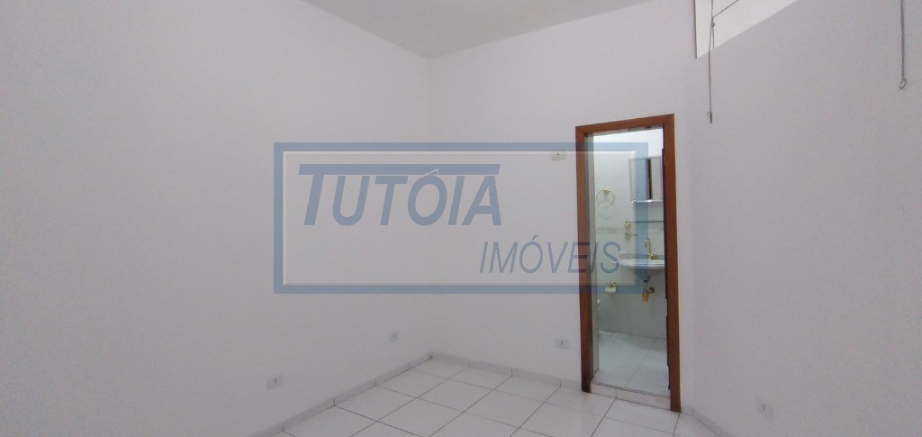 Casa à venda com 3 quartos, 202m² - Foto 18