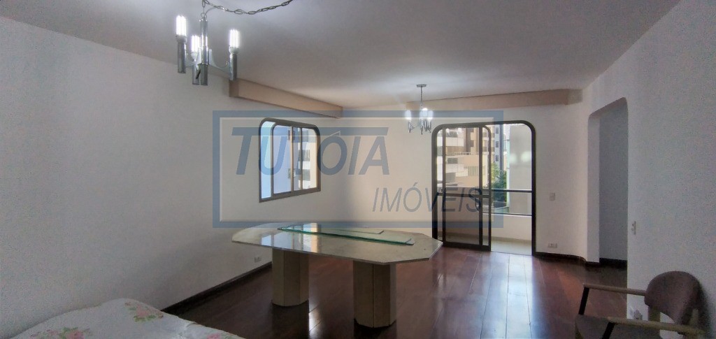 Apartamento à venda com 3 quartos, 147m² - Foto 5