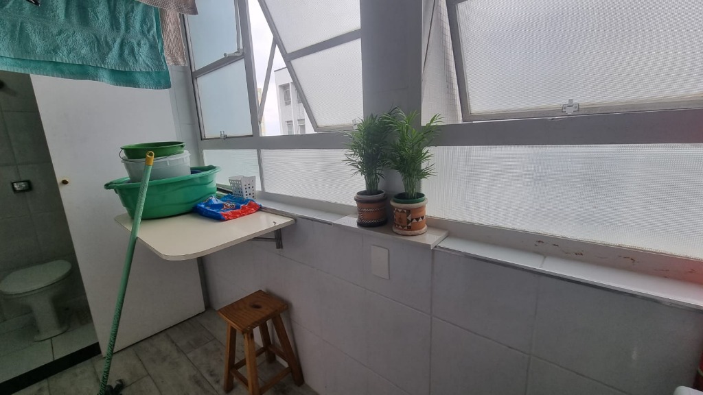 Apartamento à venda com 3 quartos, 105m² - Foto 13