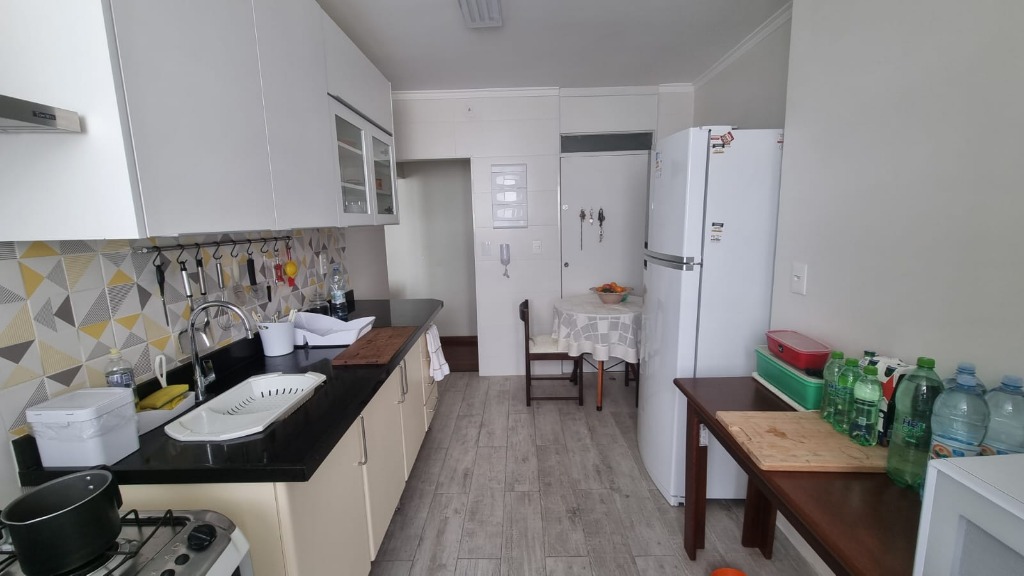 Apartamento à venda com 3 quartos, 105m² - Foto 9