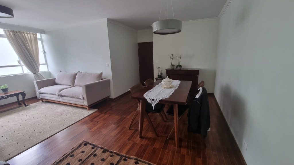 Apartamento à venda com 3 quartos, 105m² - Foto 1