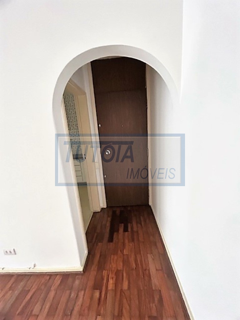 Apartamento para alugar com 3 quartos, 98m² - Foto 15